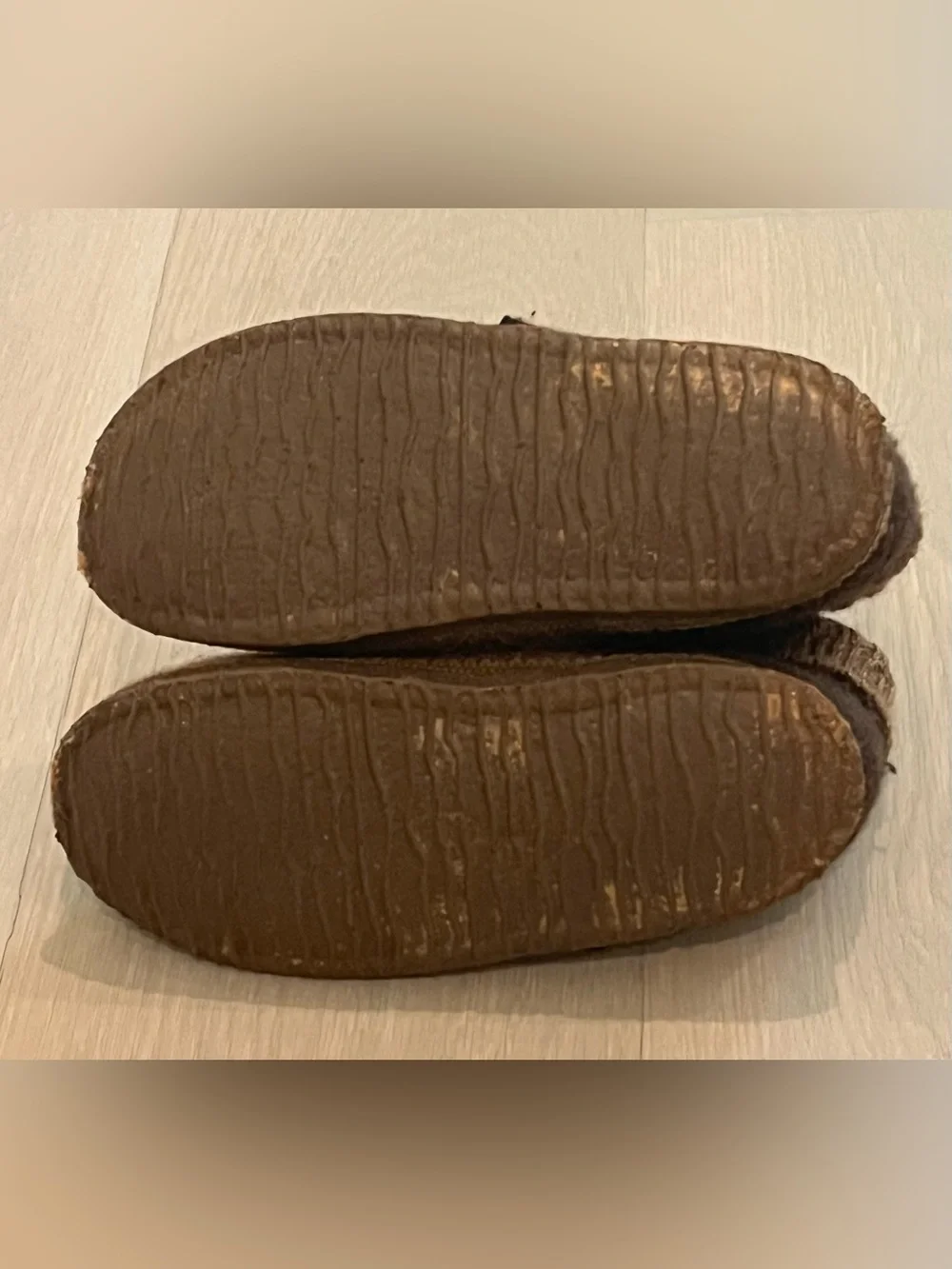Giesswein wool boot slippers for kids size 26 (US 9.5)